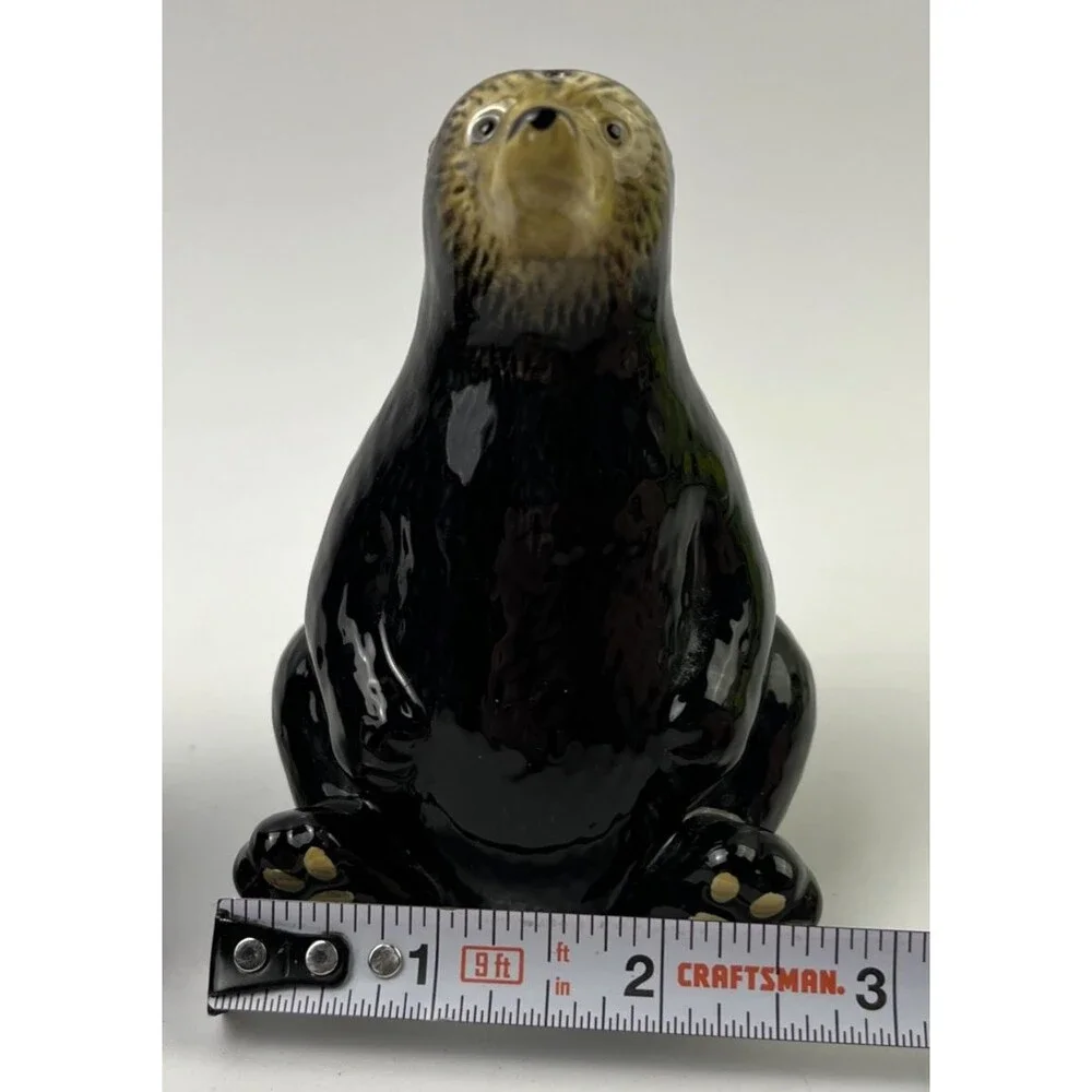 VTG Black Bear Ceramic/Porcelain Salt & Pepper Shakers